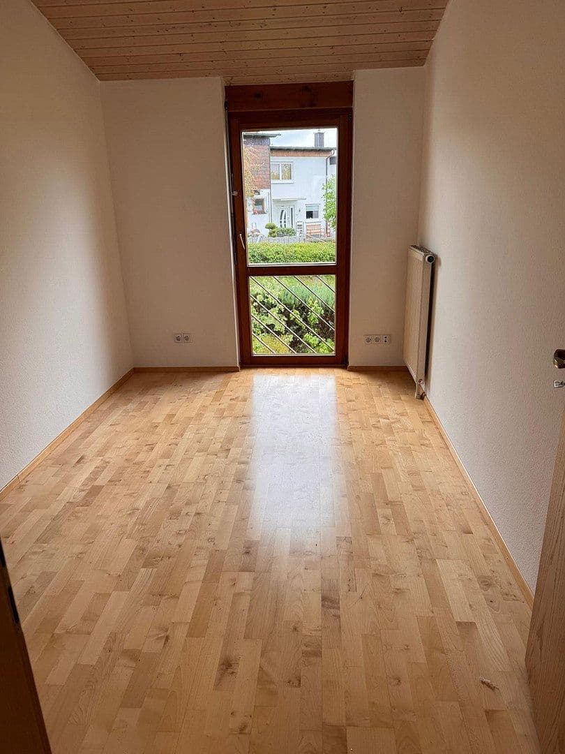Prodej domu 118 m², pozemek 340 m², Wildberg, Bádensko-Württembersko Prodej domu 118 m², pozemek 340 m², Wildberg, Bádensko-Württembersko