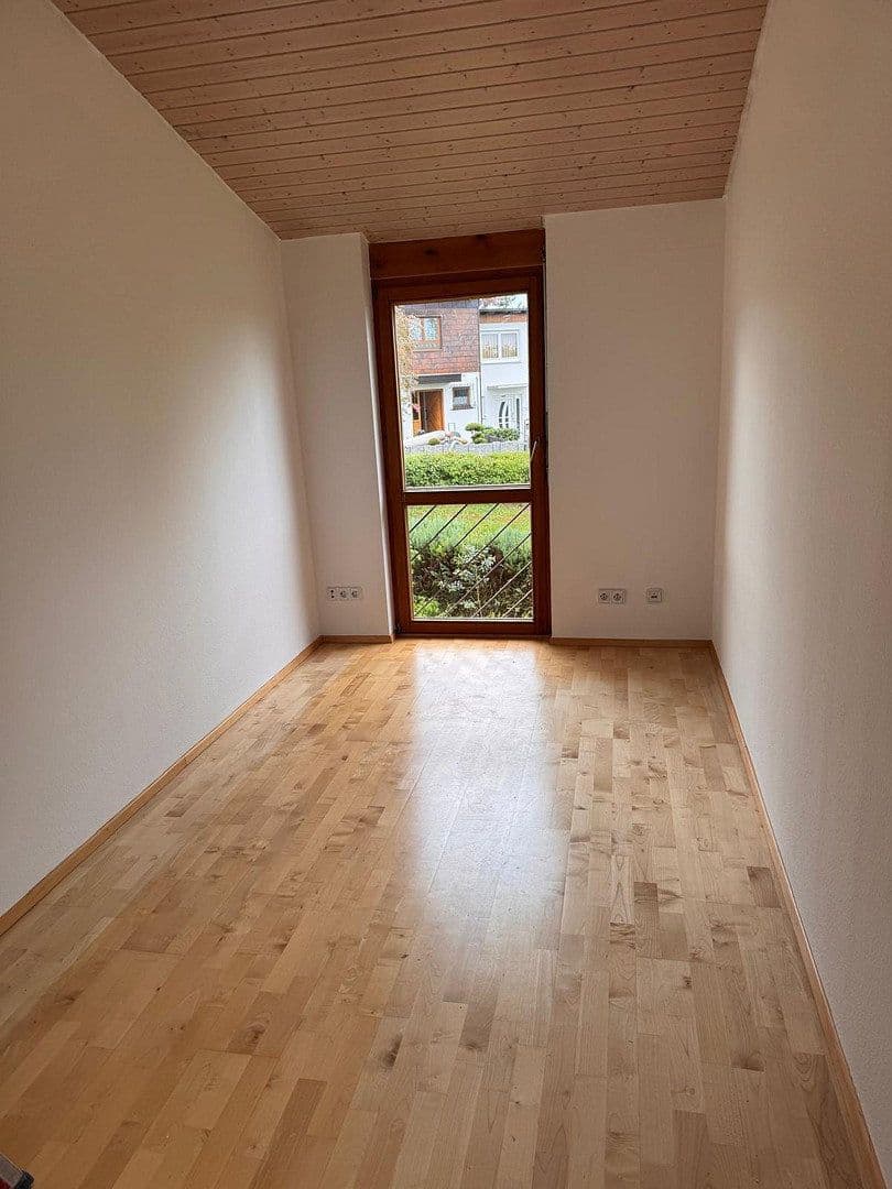 Prodej domu 118 m², pozemek 340 m², Wildberg, Bádensko-Württembersko Prodej domu 118 m², pozemek 340 m², Wildberg, Bádensko-Württembersko