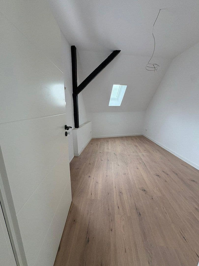 Prodej bytu 2+1 63 m², Bellheim, Porýní-Falc Prodej bytu 2+1 63 m², Bellheim, Porýní-Falc