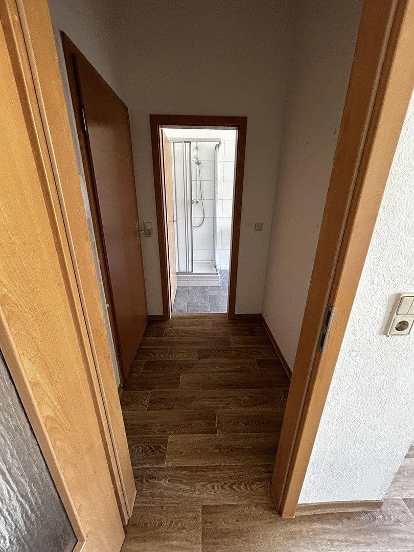 Pronájem bytu 2+1 39 m², Leipziger Straße 8, Döbeln, Sasko Pronájem bytu 2+1 39 m², Leipziger Straße 8, Döbeln, Sasko
