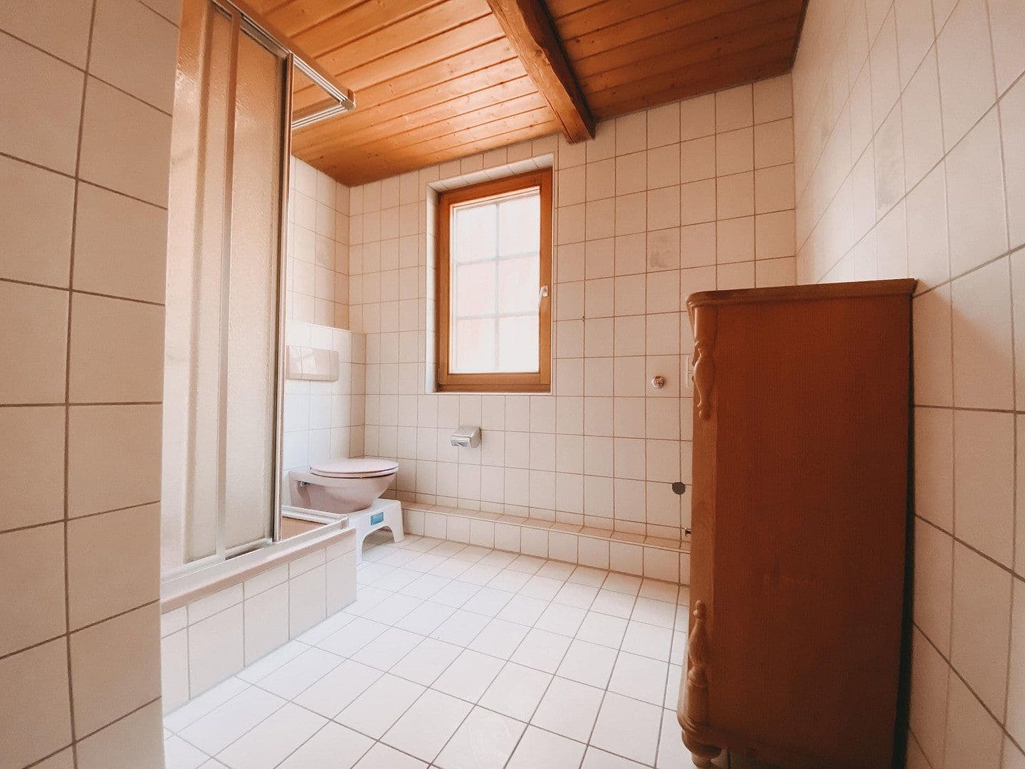 Pronájem bytu 4+1 142 m², Bad Liebenzell, Bádensko-Württembersko Pronájem bytu 4+1 142 m², Bad Liebenzell, Bádensko-Württembersko