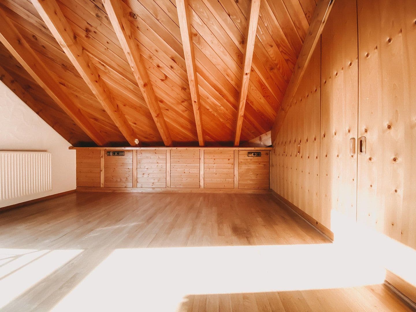 Pronájem bytu 4+1 142 m², Bad Liebenzell, Bádensko-Württembersko Pronájem bytu 4+1 142 m², Bad Liebenzell, Bádensko-Württembersko