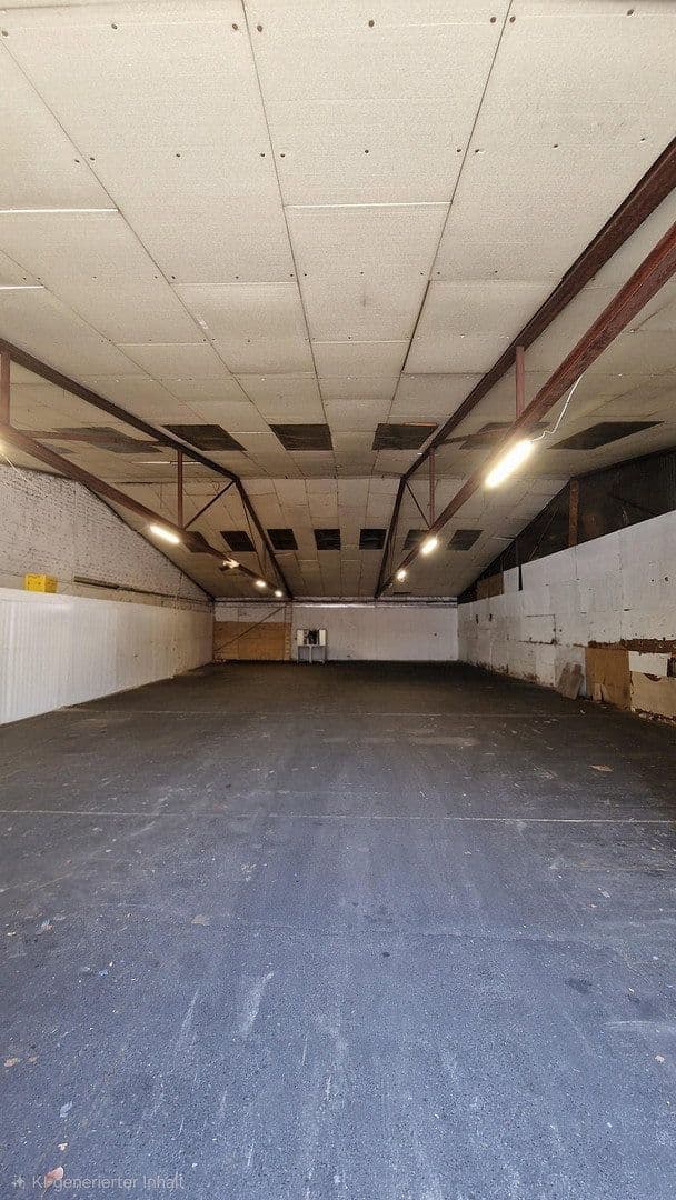 Pronájem nebytového prostoru 450 m², Köln, Severní Porýní-Vestfálsko Pronájem nebytového prostoru 450 m², Köln, Severní Porýní-Vestfálsko