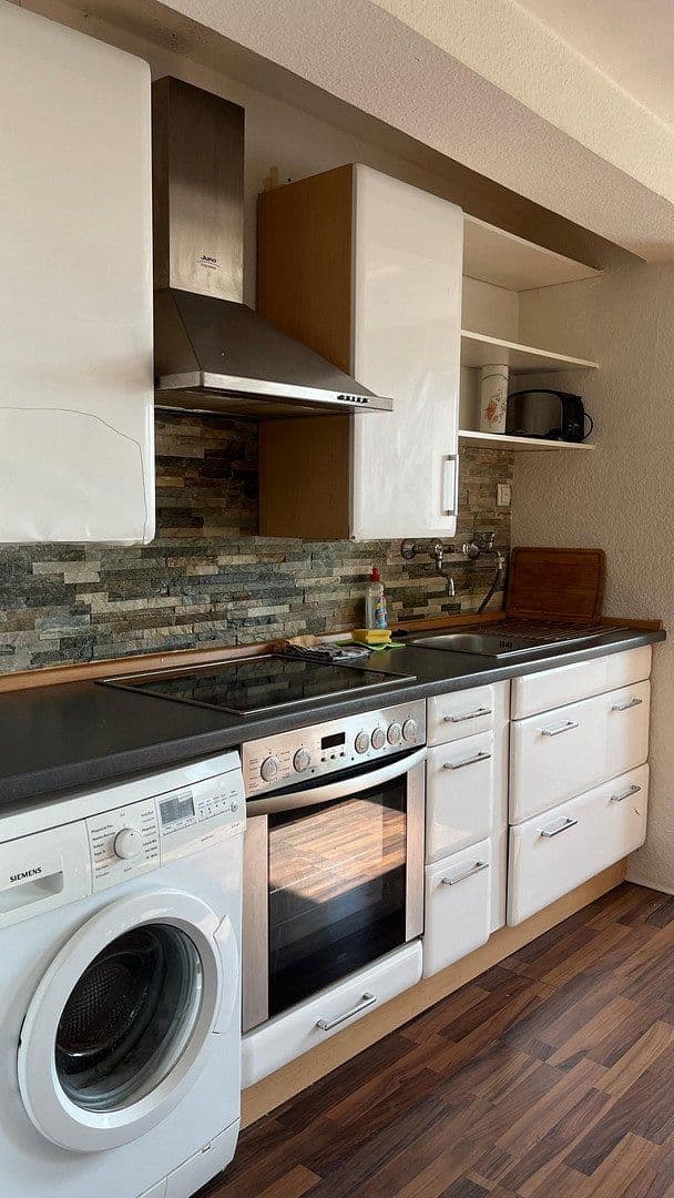 Pronájem bytu 2+kk 56 m², Friedbergstraße 16a, Essen, Severní Porýní-Vestfálsko Pronájem bytu 2+kk 56 m², Friedbergstraße 16a, Essen, Severní Porýní-Vestfálsko