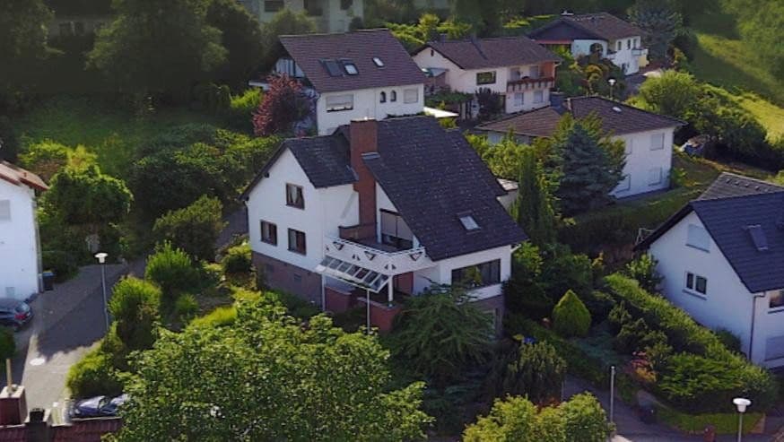 Prodej domu 300 m², pozemek 741 m², Laubenheim, Porýní-Falc Prodej domu 300 m², pozemek 741 m², Laubenheim, Porýní-Falc