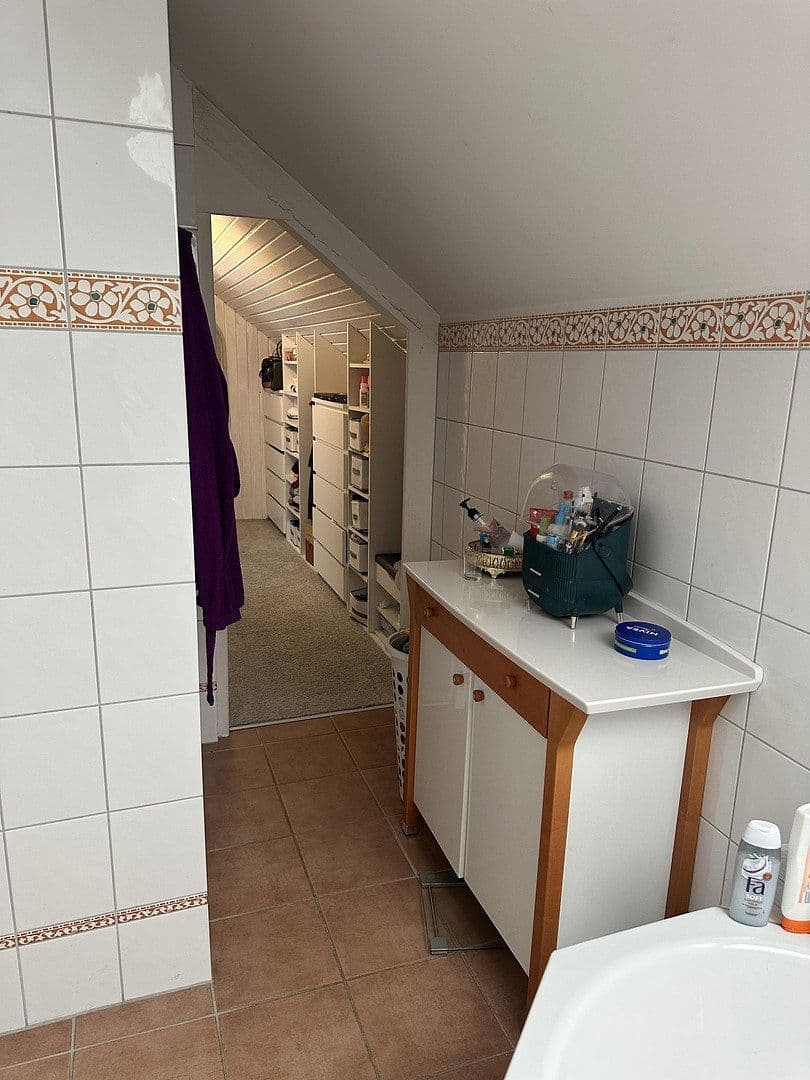 Prodej domu 300 m², pozemek 741 m², Laubenheim, Porýní-Falc Prodej domu 300 m², pozemek 741 m², Laubenheim, Porýní-Falc