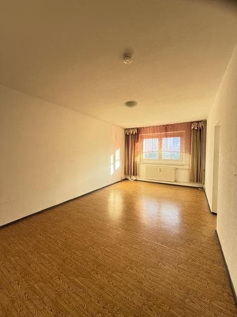Prodej bytu 3+1 60 m², Grevesmühlener Str 27, Berlin, Berlín Prodej bytu 3+1 60 m², Grevesmühlener Str 27, Berlin, Berlín