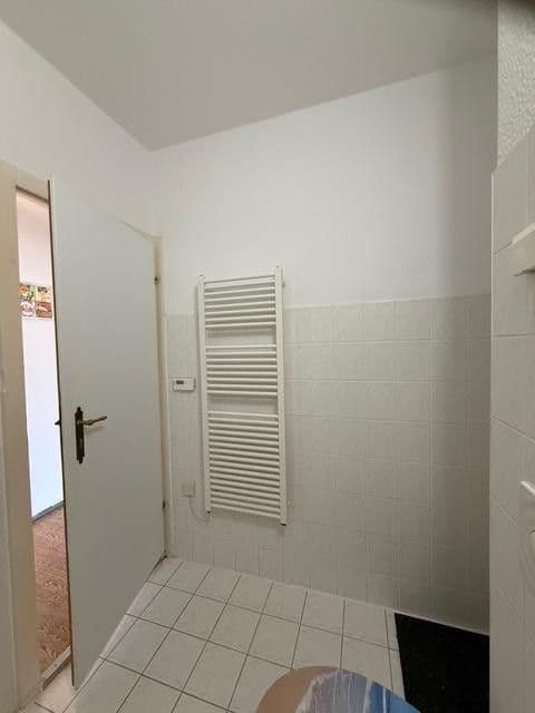 Prodej bytu 3+1 60 m², Grevesmühlener Str 27, Berlin, Berlín Prodej bytu 3+1 60 m², Grevesmühlener Str 27, Berlin, Berlín