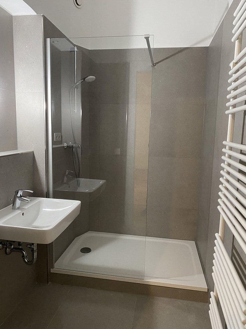 Pronájem bytu 3+1 86 m², Heinrich-Budde-Str. 7, Leipzig, Sasko Pronájem bytu 3+1 86 m², Heinrich-Budde-Str. 7, Leipzig, Sasko