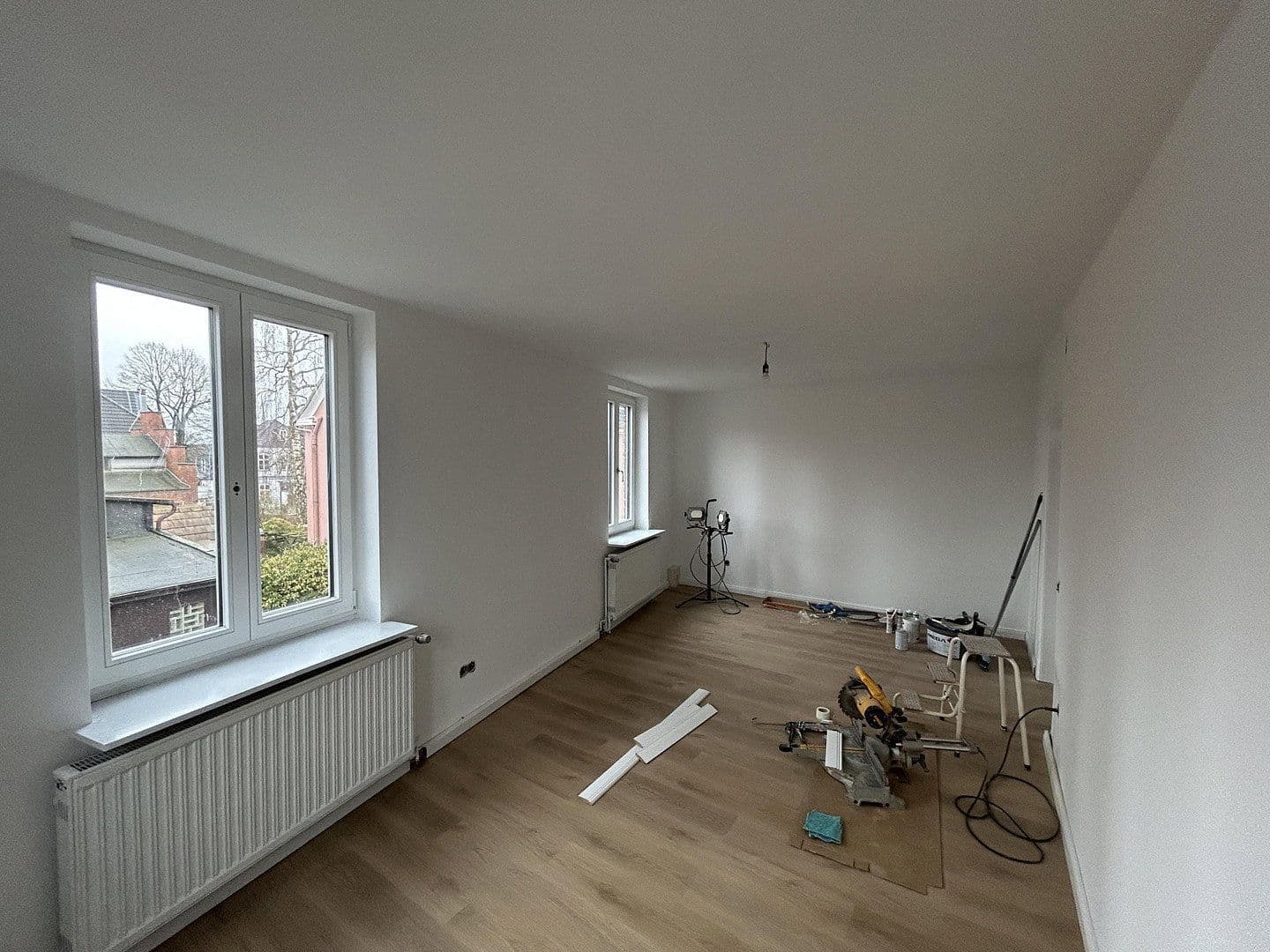 Pronájem bytu 3+kk 130 m², Schlutuper Kirchstraße 3, LÜBECK, Šlesvicko-Holštýnsko Pronájem bytu 3+kk 130 m², Schlutuper Kirchstraße 3, LÜBECK, Šlesvicko-Holštýnsko