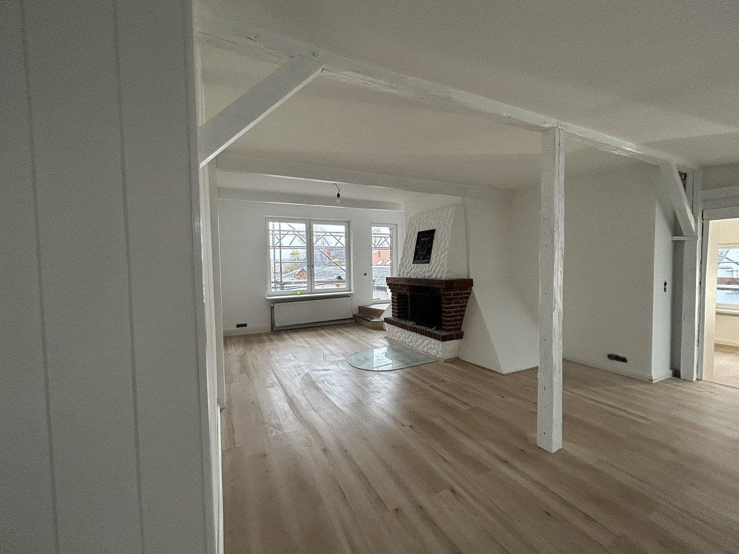 Pronájem bytu 3+kk 130 m², Schlutuper Kirchstraße 3, LÜBECK, Šlesvicko-Holštýnsko Pronájem bytu 3+kk 130 m², Schlutuper Kirchstraße 3, LÜBECK, Šlesvicko-Holštýnsko