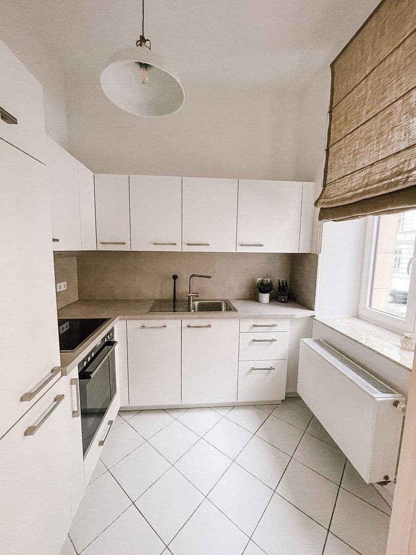 Pronájem bytu 1+1 41 m², Schenkendorfstraße 58, Leipzig, Sasko Pronájem bytu 1+1 41 m², Schenkendorfstraße 58, Leipzig, Sasko