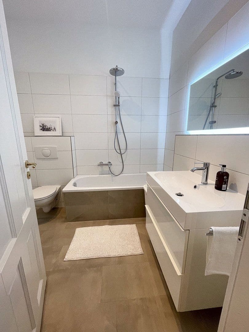Pronájem bytu 1+1 41 m², Schenkendorfstraße 58, Leipzig, Sasko Pronájem bytu 1+1 41 m², Schenkendorfstraße 58, Leipzig, Sasko