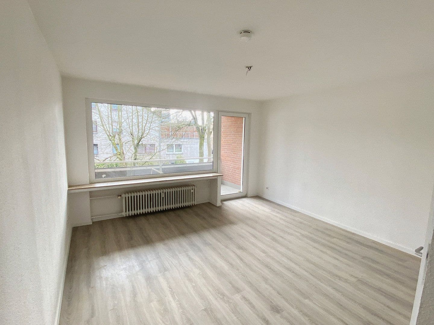 Pronájem bytu 1+kk 34 m², Schwarzbachstr. 81, Mettmann, Severní Porýní-Vestfálsko Pronájem bytu 1+kk 34 m², Schwarzbachstr. 81, Mettmann, Severní Porýní-Vestfálsko
