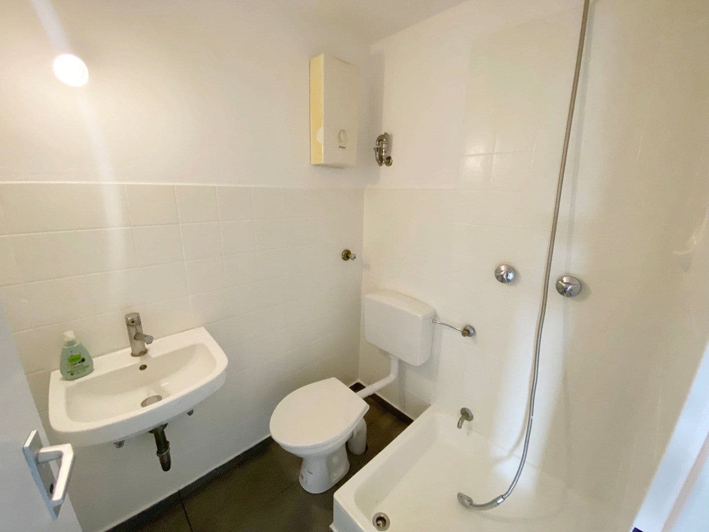 Pronájem bytu 1+kk 34 m², Schwarzbachstr. 81, Mettmann, Severní Porýní-Vestfálsko Pronájem bytu 1+kk 34 m², Schwarzbachstr. 81, Mettmann, Severní Porýní-Vestfálsko