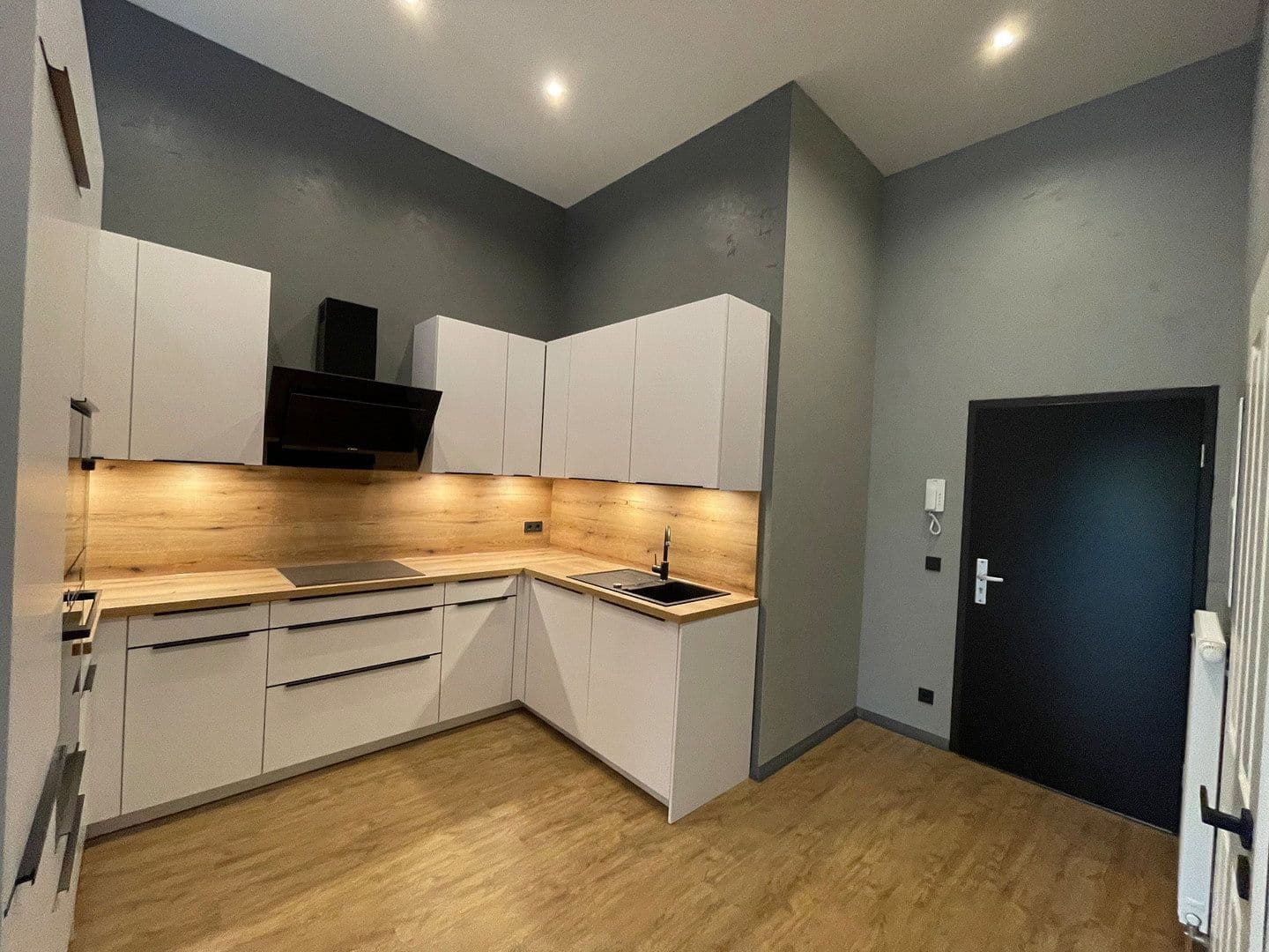 Pronájem bytu 2+1 62 m², Sorthmannweg 9, Hamburg, Hamburg Pronájem bytu 2+1 62 m², Sorthmannweg 9, Hamburg, Hamburg