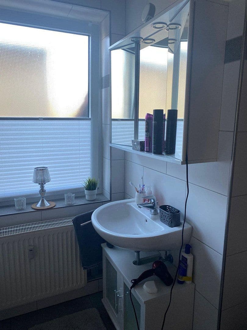 Pronájem bytu 1+kk 49 m², Mittelriede 10, Braunschweig, Dolní Sasko Pronájem bytu 1+kk 49 m², Mittelriede 10, Braunschweig, Dolní Sasko