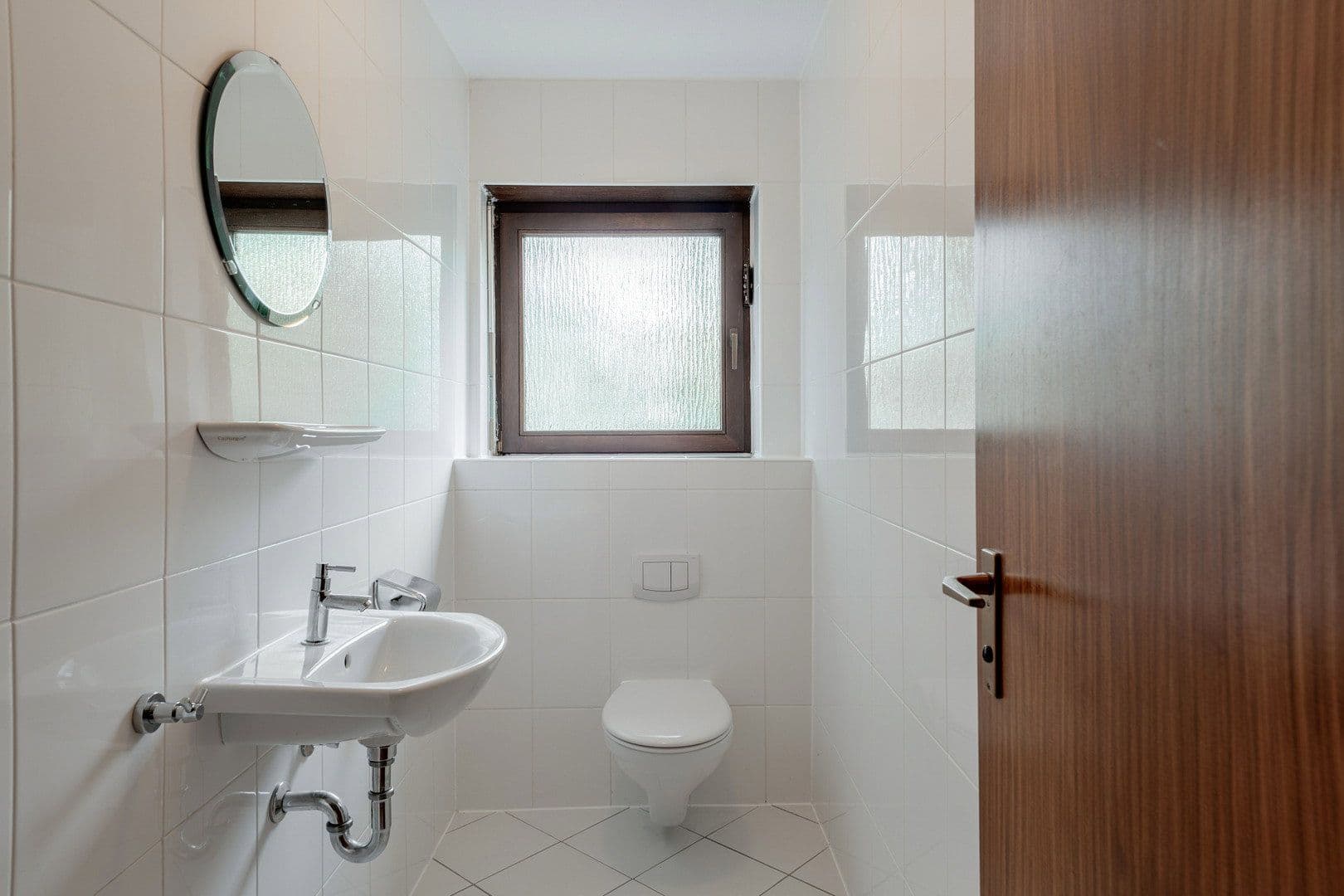 Pronájem bytu 4+kk 132 m², Stuttgart, Bádensko-Württembersko Pronájem bytu 4+kk 132 m², Stuttgart, Bádensko-Württembersko