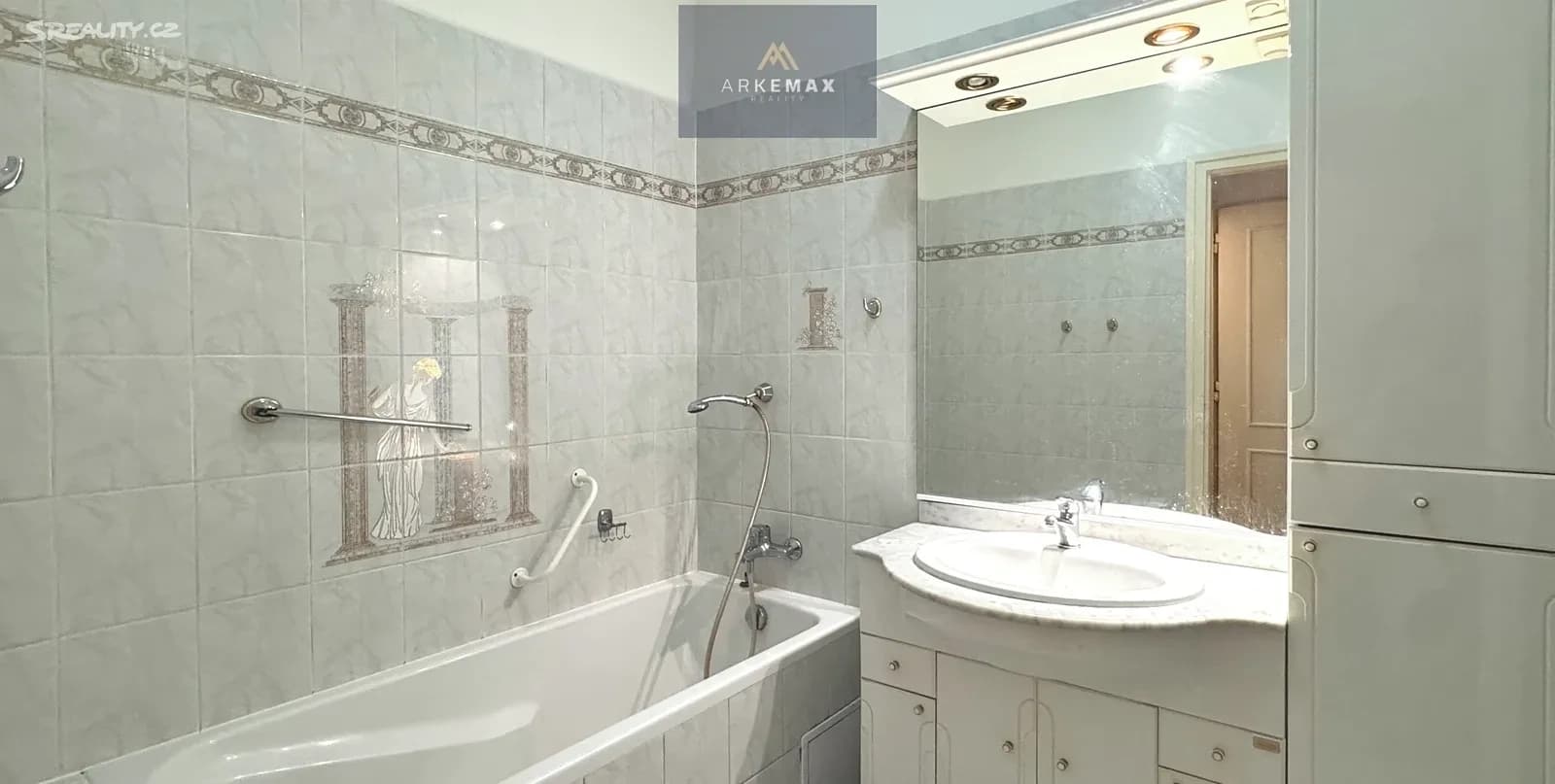 Prodej bytu 2+1 83 m², 30. dubna, Ostrava, Moravskoslezský kraj Prodej bytu 2+1 83 m², 30. dubna, Ostrava, Moravskoslezský kraj