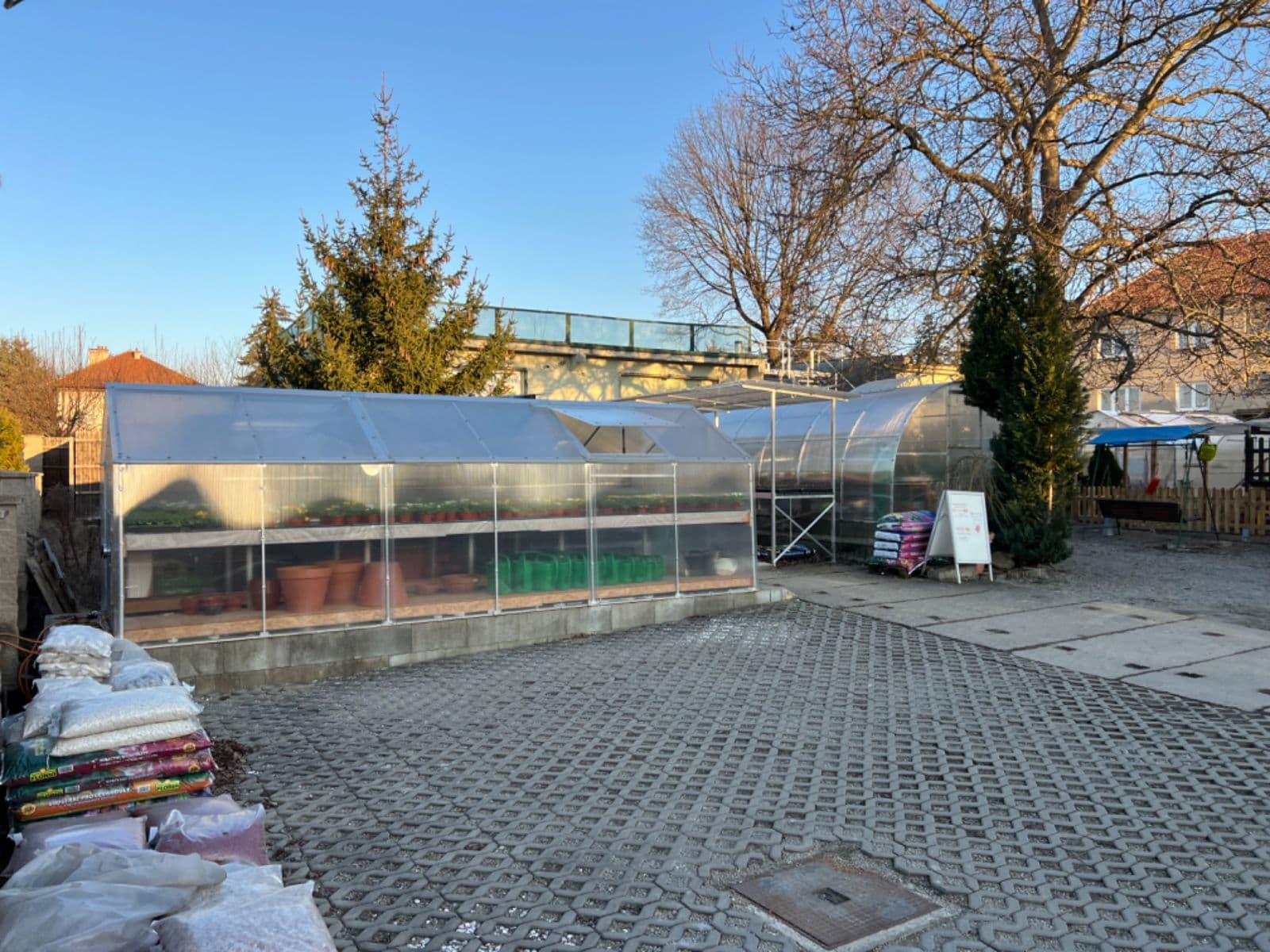 Prodej pozemku 1.280 m², Rosice, Jihomoravský kraj Prodej pozemku 1.280 m², Rosice, Jihomoravský kraj