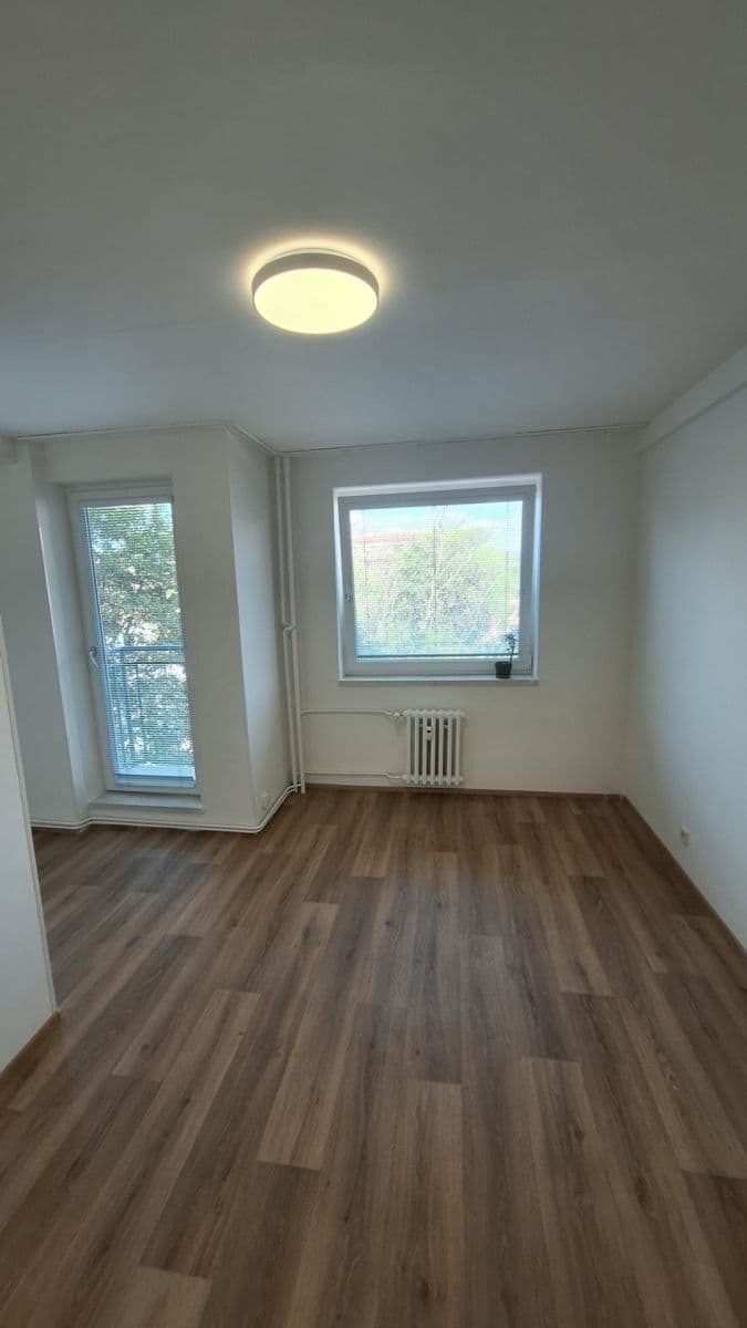 Pronájem bytu 3+kk 77 m², Merhautova, Brno, Jihomoravský kraj Pronájem bytu 3+kk 77 m², Merhautova, Brno, Jihomoravský kraj