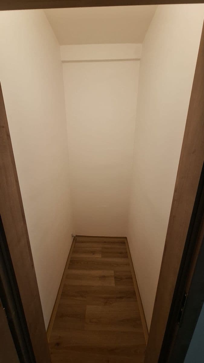 Pronájem bytu 3+kk 77 m², Merhautova, Brno, Jihomoravský kraj Pronájem bytu 3+kk 77 m², Merhautova, Brno, Jihomoravský kraj