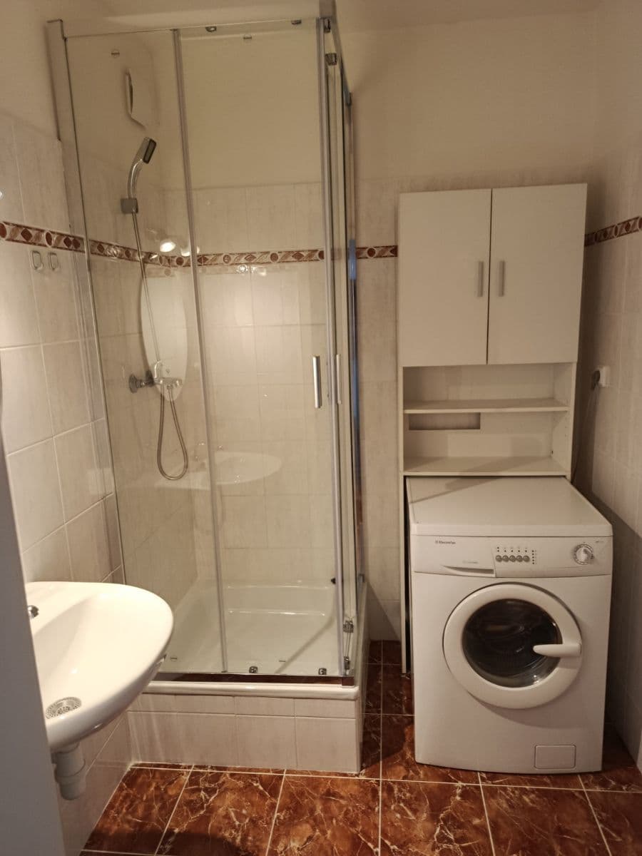Pronájem bytu 2+kk 38 m², Štúrova, Praha, Praha Pronájem bytu 2+kk 38 m², Štúrova, Praha, Praha