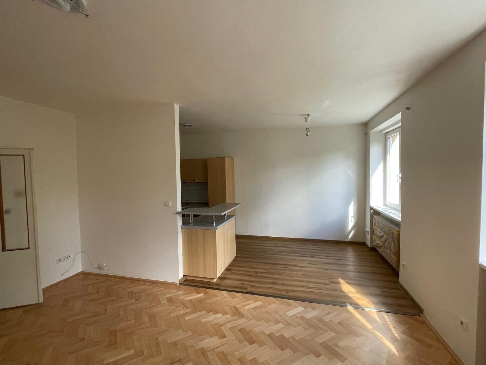 Pronájem bytu 2+kk 58 m², Přechodní, Praha, Praha Pronájem bytu 2+kk 58 m², Přechodní, Praha, Praha