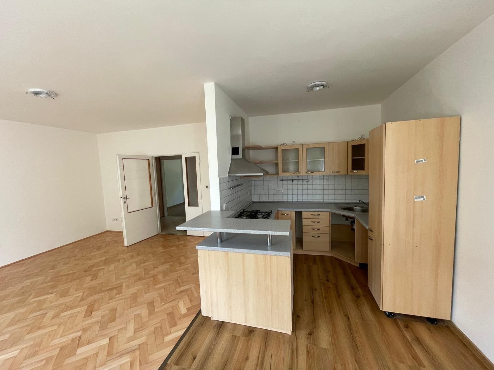Pronájem bytu 2+kk 58 m², Přechodní, Praha, Praha Pronájem bytu 2+kk 58 m², Přechodní, Praha, Praha