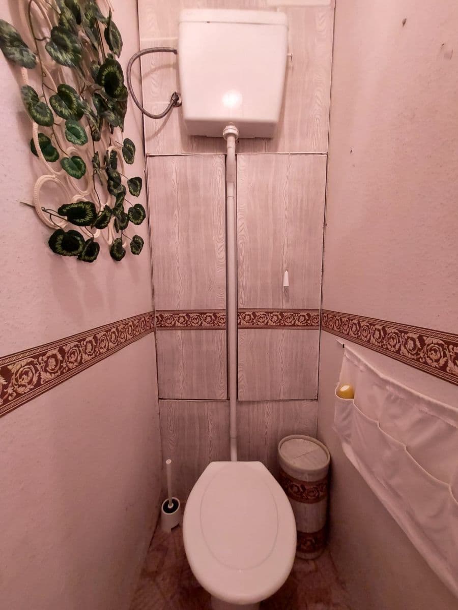 Prodej bytu 2+1 54 m², Ervěnická, Jirkov, Ústecký kraj Prodej bytu 2+1 54 m², Ervěnická, Jirkov, Ústecký kraj