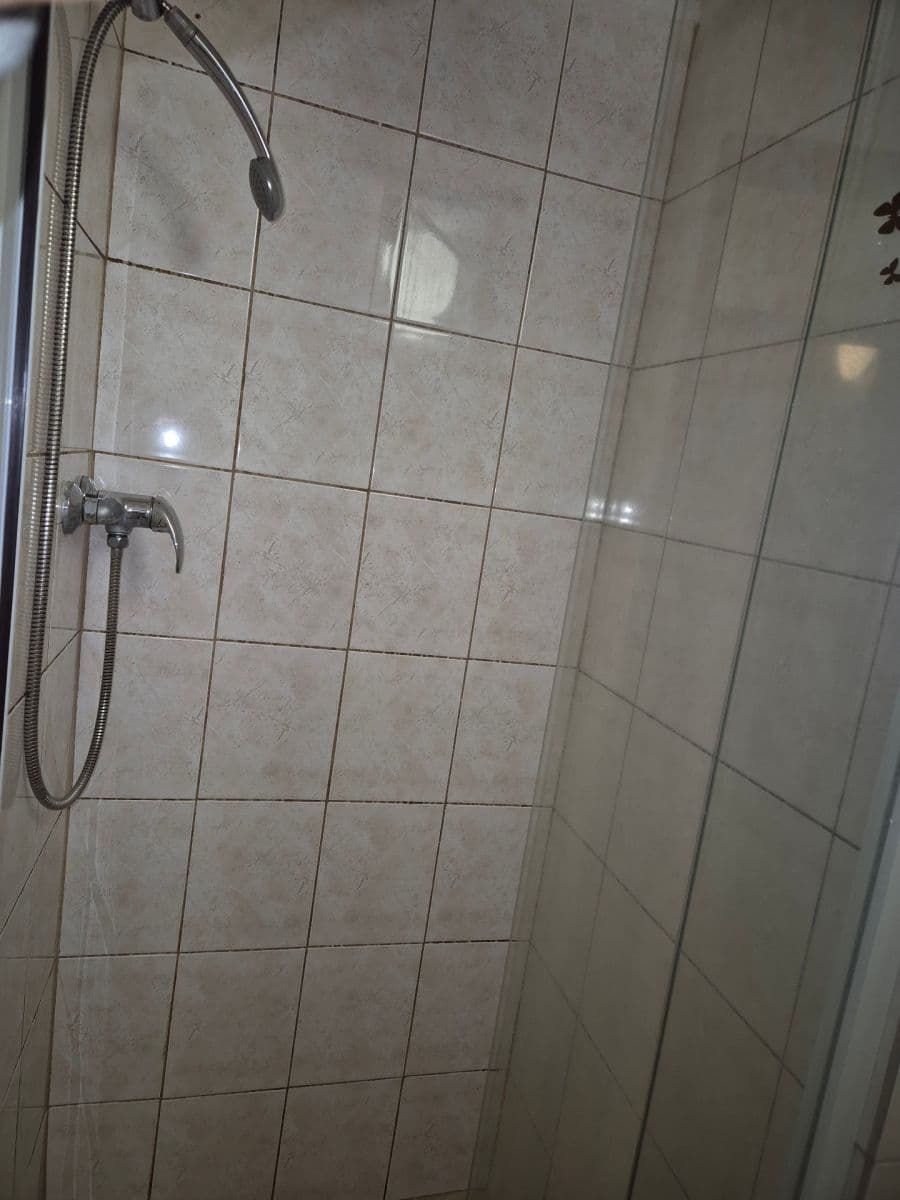 Pronájem bytu 3+1 90 m², Pod Špičákem, Česká Lípa, Liberecký kraj Pronájem bytu 3+1 90 m², Pod Špičákem, Česká Lípa, Liberecký kraj