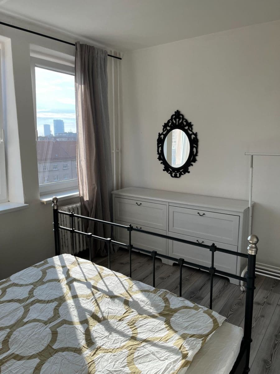 Prodej bytu 3+1 60 m², Račianska, Nové Mesto, Bratislavský kraj Prodej bytu 3+1 60 m², Račianska, Nové Mesto, Bratislavský kraj