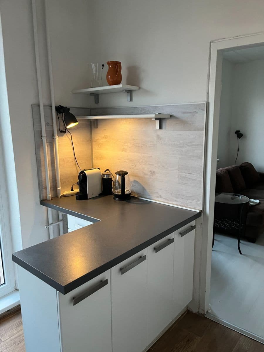 Prodej bytu 3+1 60 m², Račianska, Nové Mesto, Bratislavský kraj Prodej bytu 3+1 60 m², Račianska, Nové Mesto, Bratislavský kraj