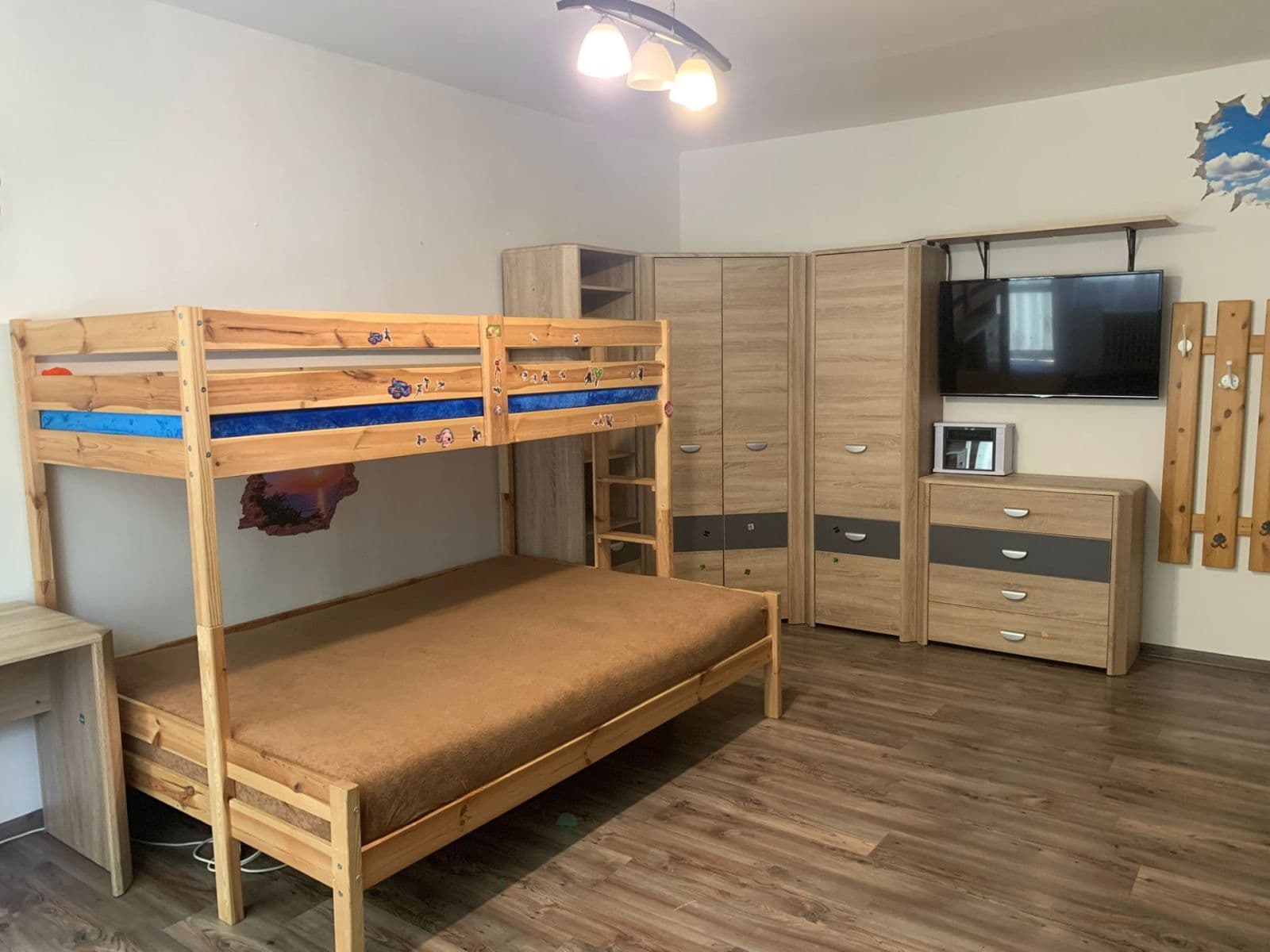 Prodej bytu 3+1 78 m², Poštovní, Desná, Liberecký kraj Prodej bytu 3+1 78 m², Poštovní, Desná, Liberecký kraj