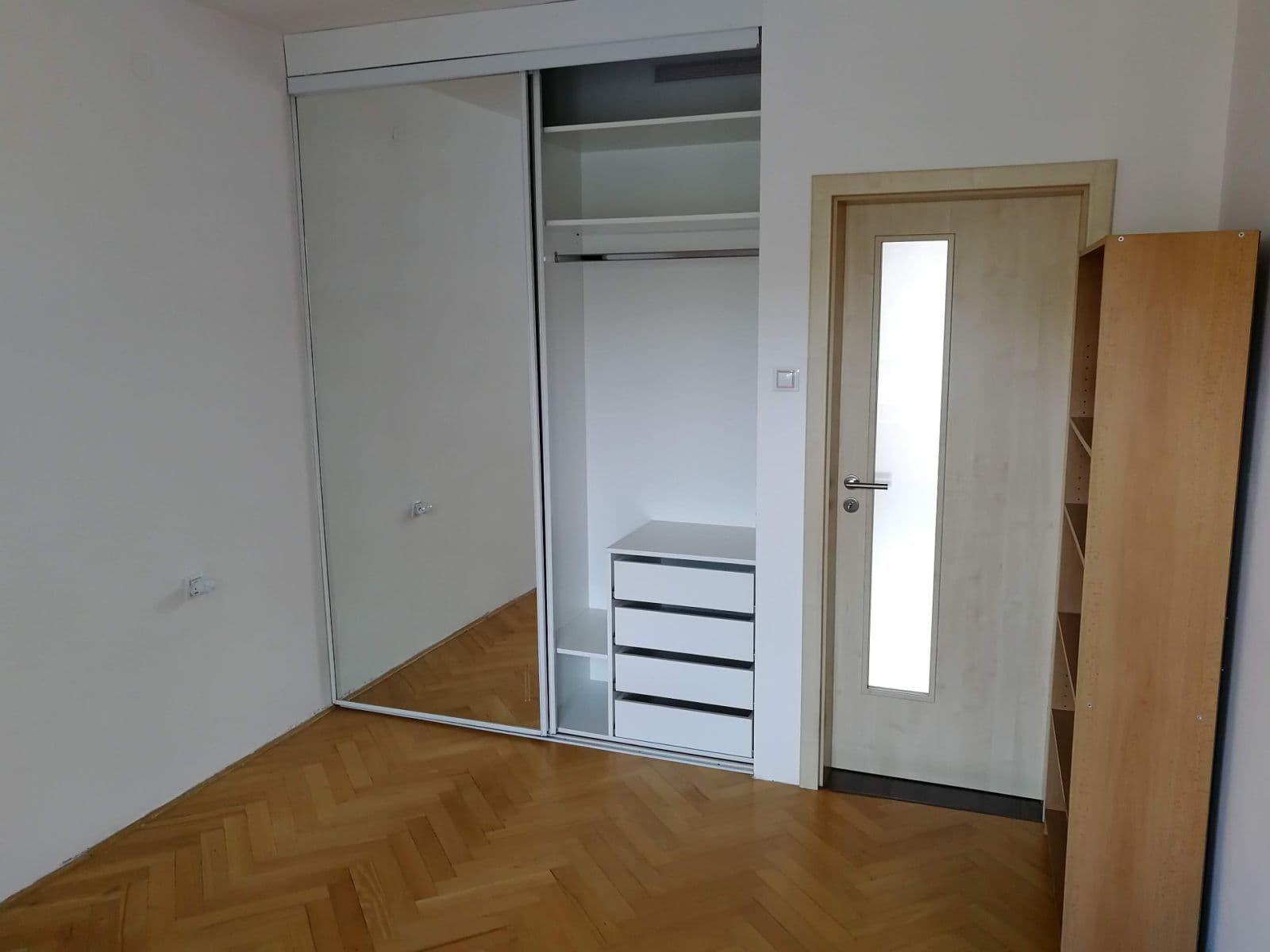 Pronájem bytu 2+kk 50 m², Družstevní, Brno, Jihomoravský kraj Pronájem bytu 2+kk 50 m², Družstevní, Brno, Jihomoravský kraj
