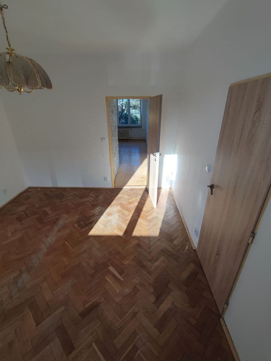Prodej bytu 2+1 50 m², Skalníkova, Mariánské Lázně, Karlovarský kraj Prodej bytu 2+1 50 m², Skalníkova, Mariánské Lázně, Karlovarský kraj
