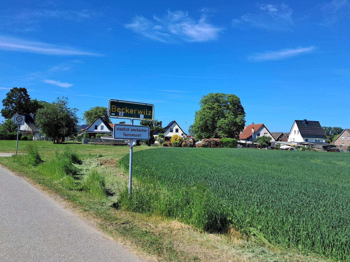 Prodej domu 155 m², pozemek 817 m², Hohenkirchen, Mecklenburg-Vorpommern Prodej domu 155 m², pozemek 817 m², Hohenkirchen, Mecklenburg-Vorpommern