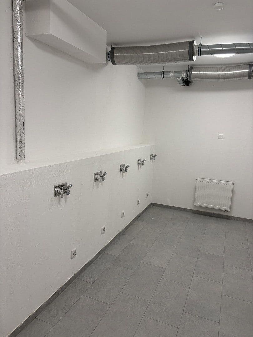 Pronájem bytu 1+1 25 m², Otto-Hahn-Straße 40, Regensburg, Bavorsko Pronájem bytu 1+1 25 m², Otto-Hahn-Straße 40, Regensburg, Bavorsko