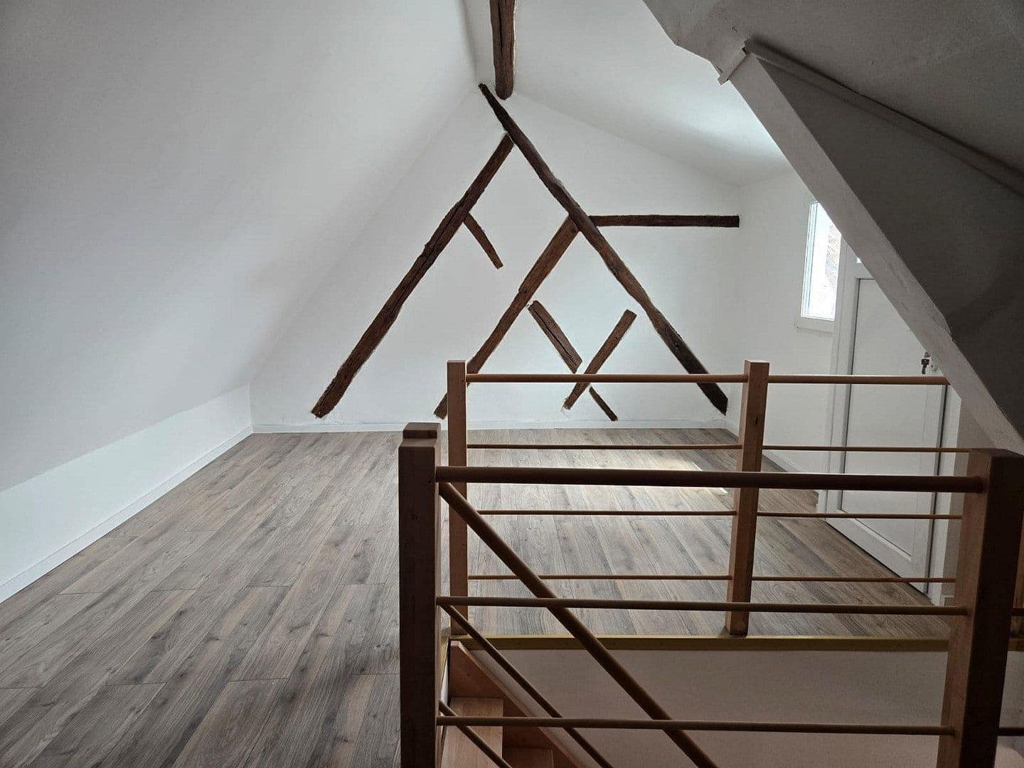Pronájem bytu 4+kk 105 m², Schneidergasse 2, Gochsheim, Bavorsko Pronájem bytu 4+kk 105 m², Schneidergasse 2, Gochsheim, Bavorsko