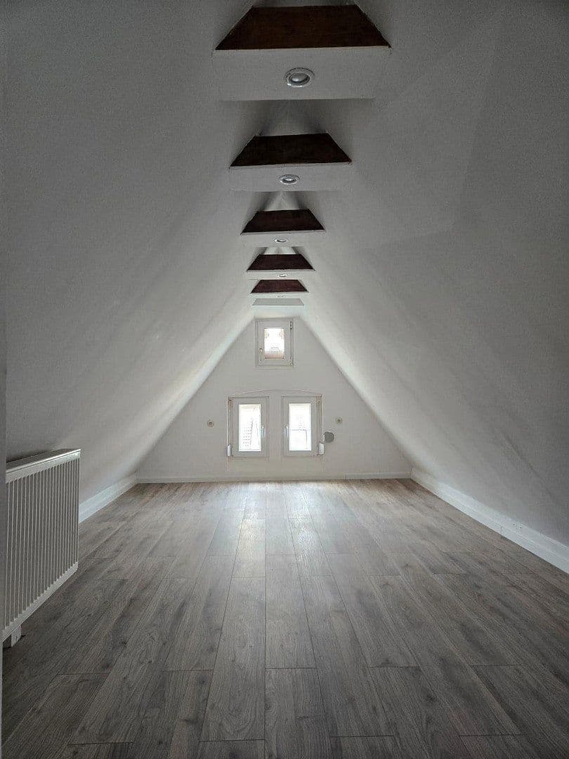 Pronájem bytu 4+kk 105 m², Schneidergasse 2, Gochsheim, Bavorsko Pronájem bytu 4+kk 105 m², Schneidergasse 2, Gochsheim, Bavorsko