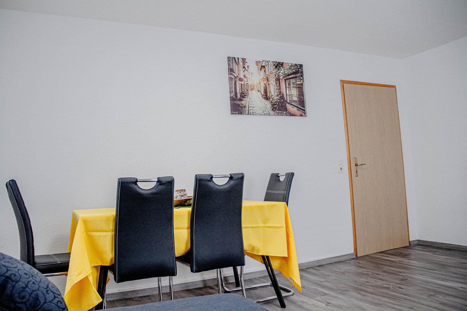 Pronájem bytu 3+1 75 m², König-Wilhelm-Str 62, Ilsfeld, Bádensko-Württembersko Pronájem bytu 3+1 75 m², König-Wilhelm-Str 62, Ilsfeld, Bádensko-Württembersko