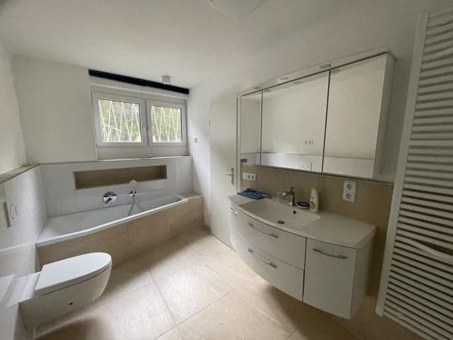 Pronájem domu 140 m², pozemek 544 m², Heppenheim, Hessen Pronájem domu 140 m², pozemek 544 m², Heppenheim, Hessen