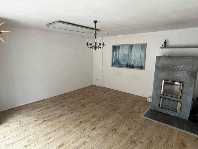 Pronájem domu 140 m², pozemek 544 m², Heppenheim, Hessen Pronájem domu 140 m², pozemek 544 m², Heppenheim, Hessen