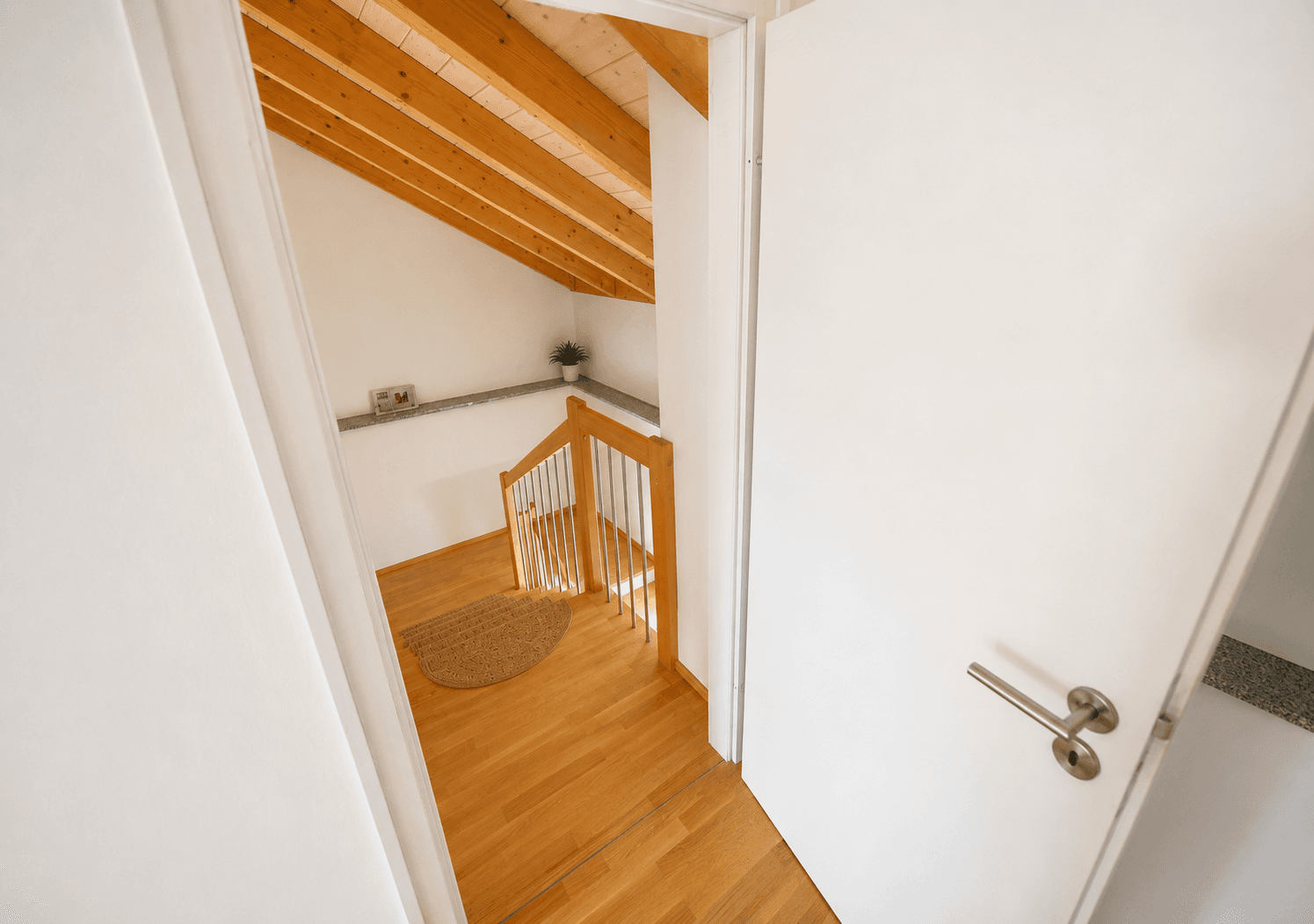 Pronájem bytu 3+1 78 m², Hemau, Bavorsko Pronájem bytu 3+1 78 m², Hemau, Bavorsko