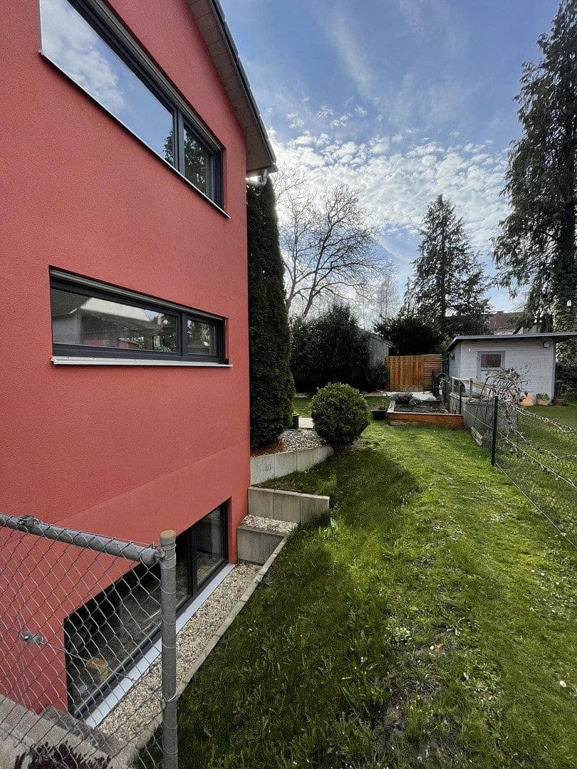 Pronájem domu 149 m², pozemek 284 m², Landsberied, Bavorsko Pronájem domu 149 m², pozemek 284 m², Landsberied, Bavorsko