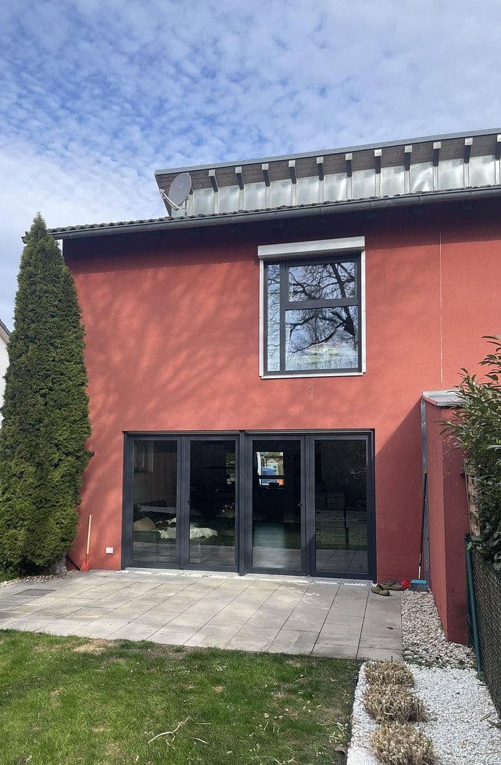 Pronájem domu 149 m², pozemek 284 m², Landsberied, Bavorsko Pronájem domu 149 m², pozemek 284 m², Landsberied, Bavorsko