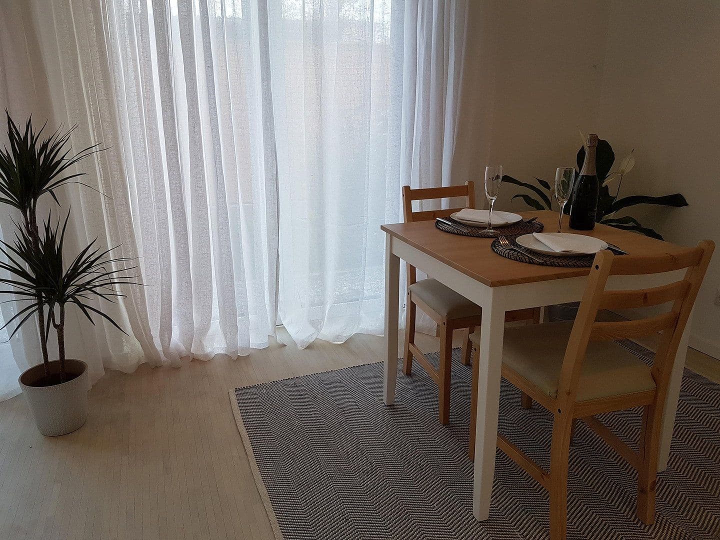 Pronájem bytu 1+kk 31 m², Unterfoehring, Bavorsko Pronájem bytu 1+kk 31 m², Unterfoehring, Bavorsko