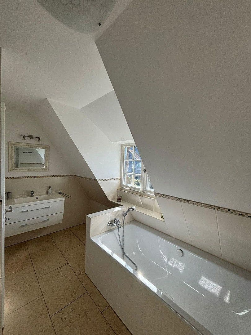 Prodej domu 125 m², pozemek 500 m², Weddingstedt, Šlesvicko-Holštýnsko Prodej domu 125 m², pozemek 500 m², Weddingstedt, Šlesvicko-Holštýnsko