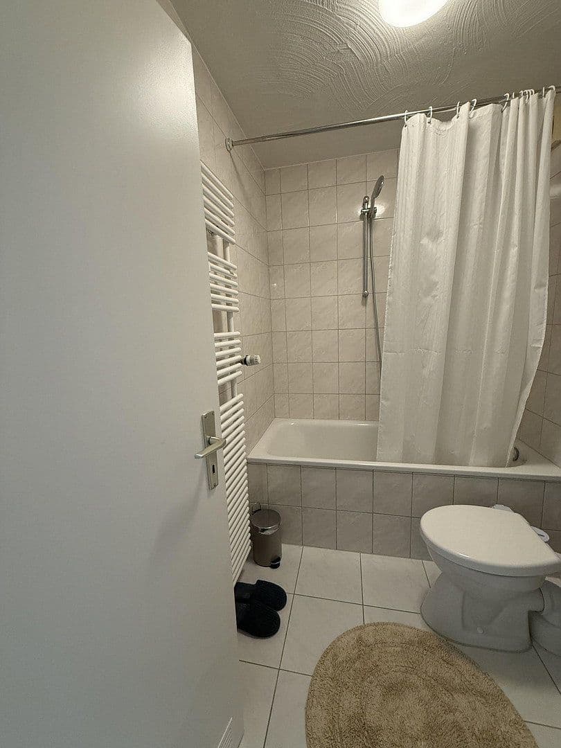 Pronájem bytu 3+1 65 m², Meerbusch, Severní Porýní-Vestfálsko Pronájem bytu 3+1 65 m², Meerbusch, Severní Porýní-Vestfálsko