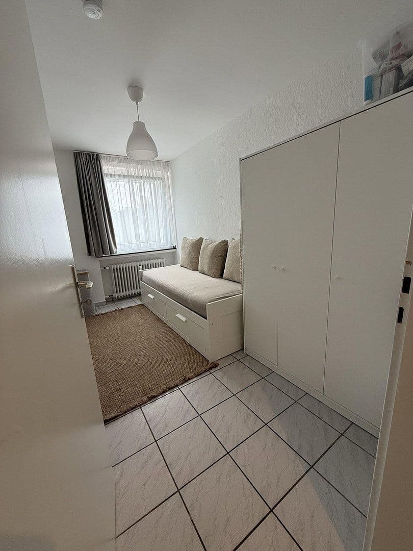 Pronájem bytu 3+1 65 m², Meerbusch, Severní Porýní-Vestfálsko Pronájem bytu 3+1 65 m², Meerbusch, Severní Porýní-Vestfálsko